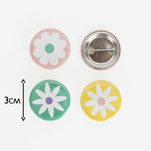 12 badges - daisies