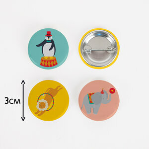 12 badges - circus